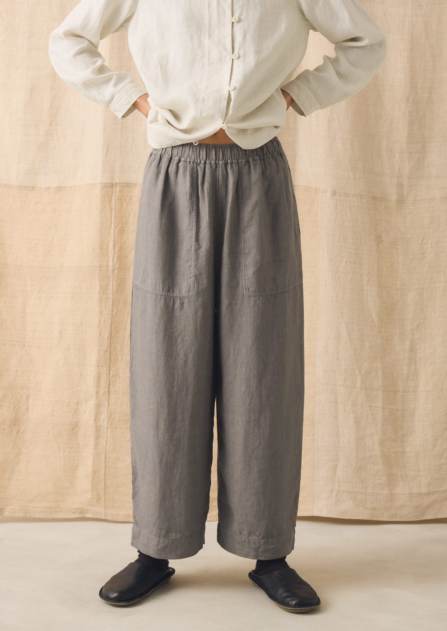 Garment Dyed Linen Barrel Leg Trousers | Iron