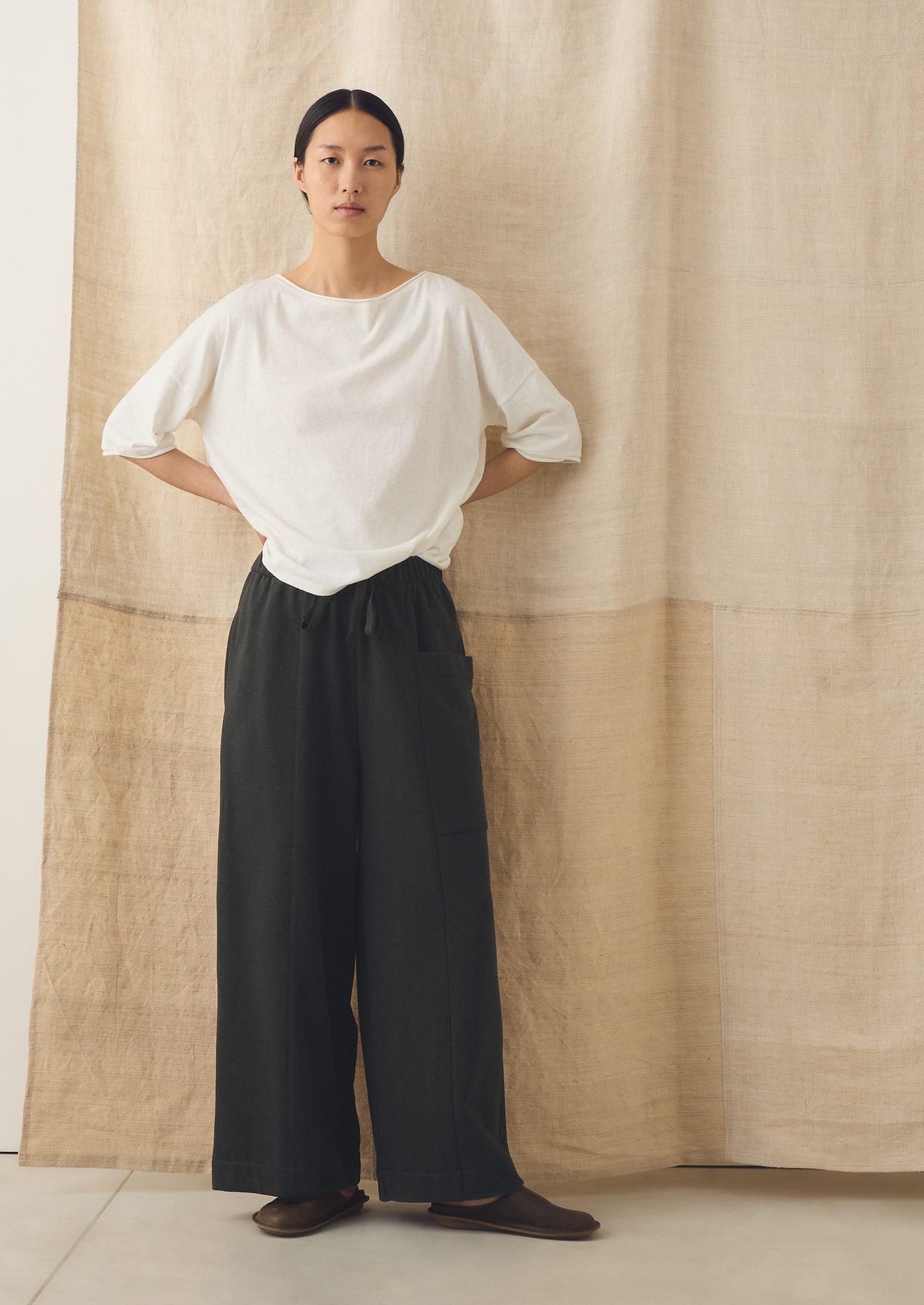 Cotton Hemp Loopback Jersey Trousers | Dark Charcoal