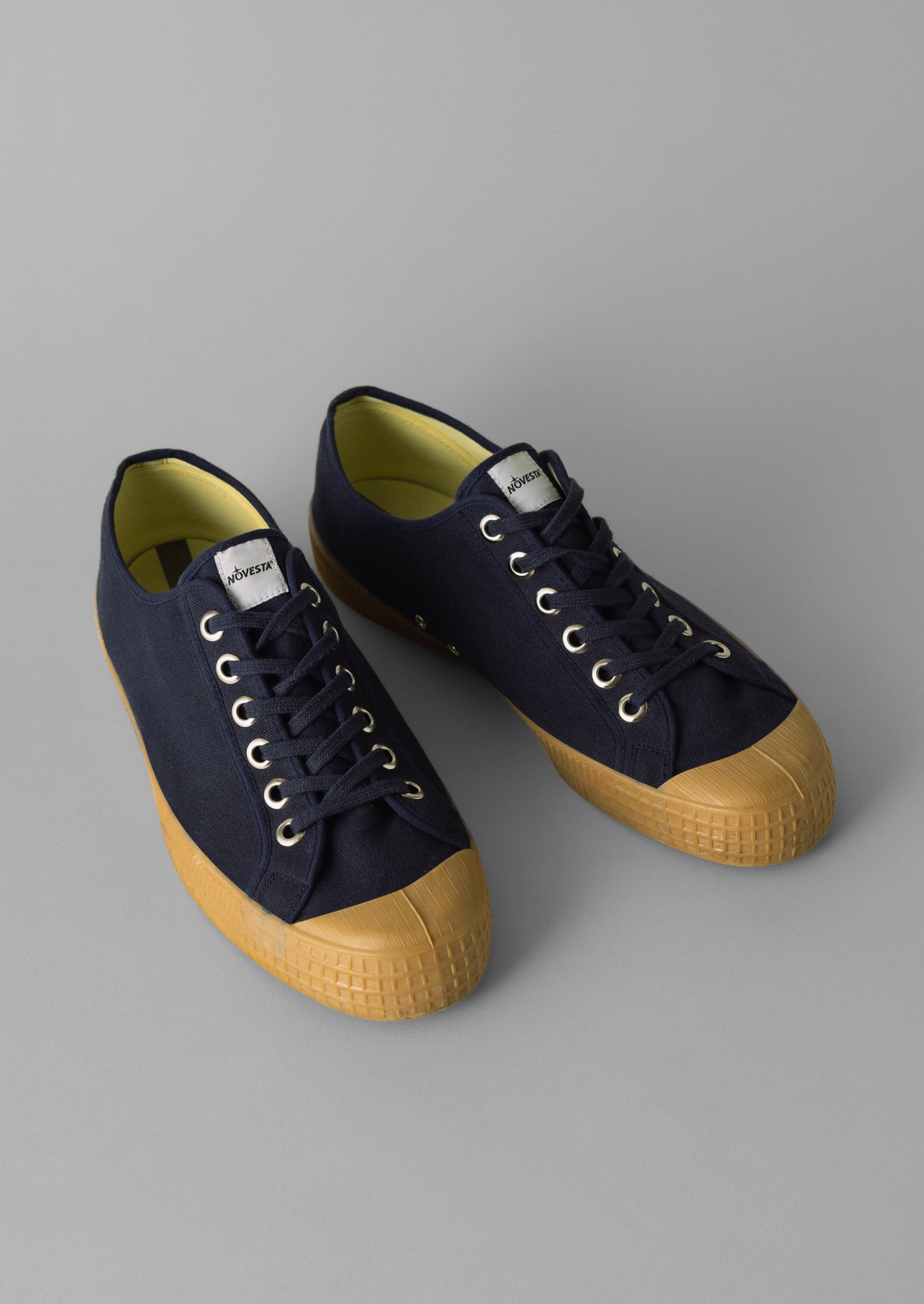 Novesta Star Master Trainers Navy TOAST - Main Image
