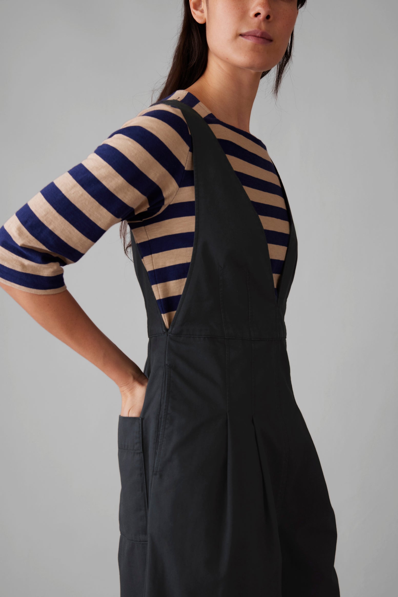 V-Neck Cotton Linen Twill Jumpsuit | Slate