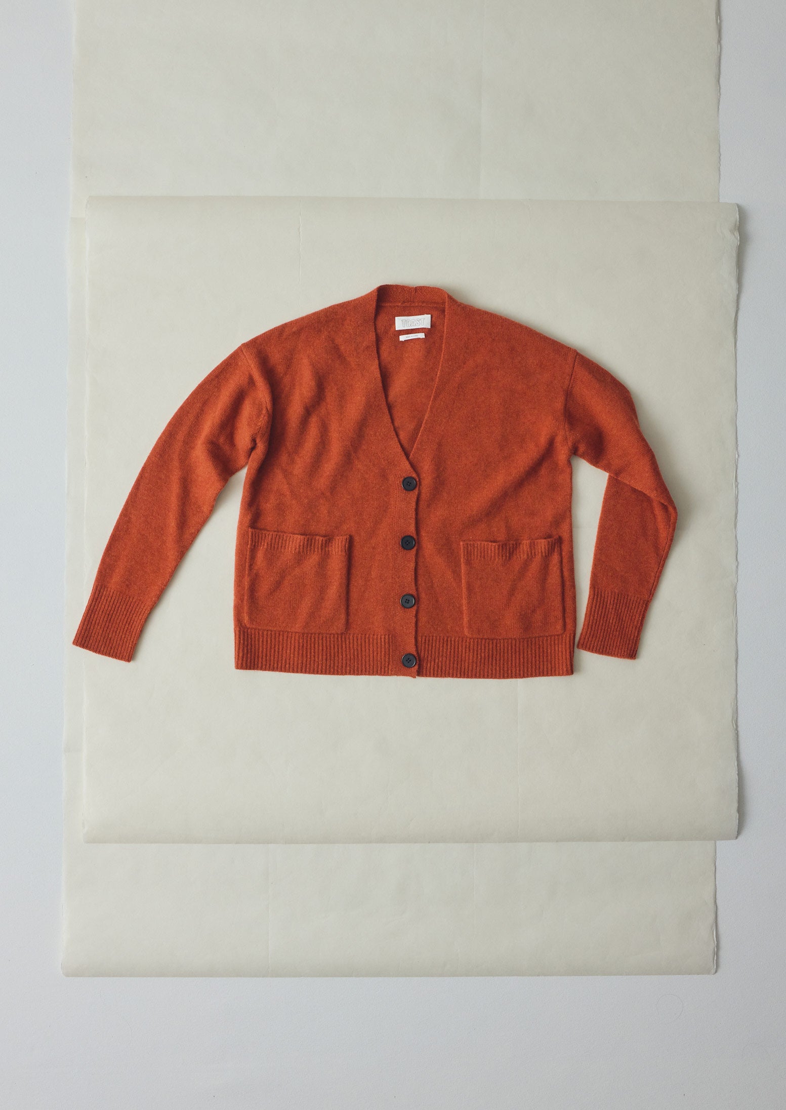 Ffion Wool Cashmere Boxy Cardigan | Charcoal