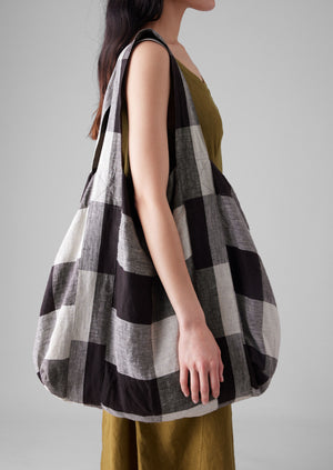 Macro Gingham Lightweight Linen Bag | Ecru/Charcoal