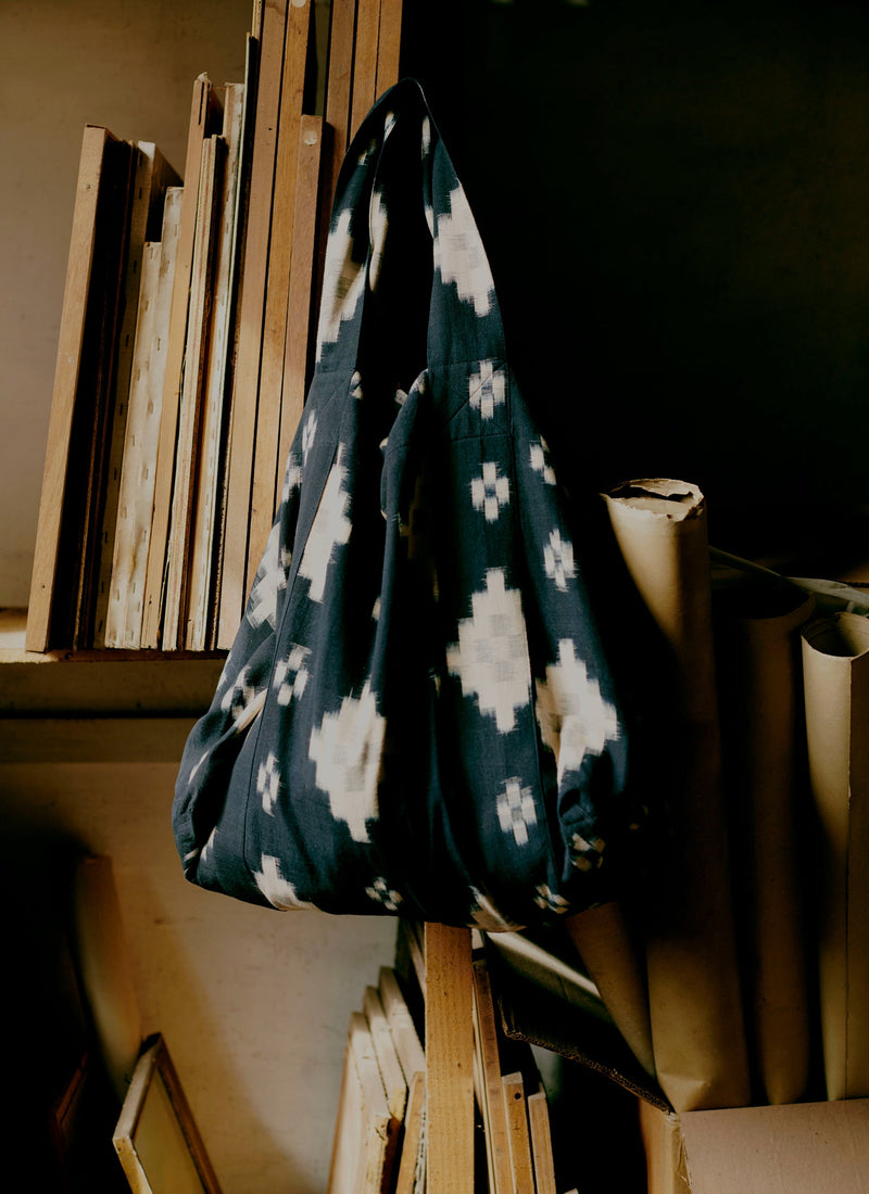 Fugue Ikat Bag | Midnight/Sand