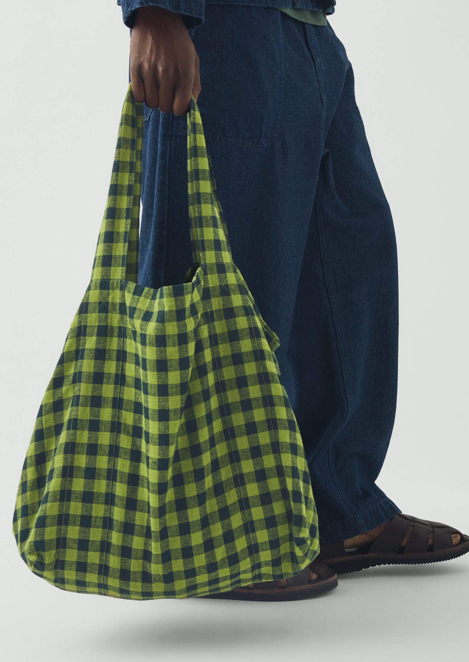 Linen Cotton Gingham Lounge Bag | Beetle Green | TOAST