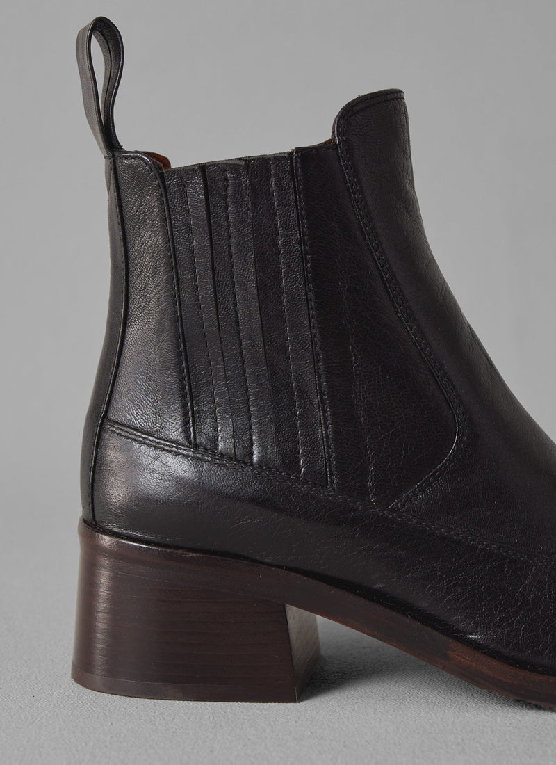 Chie Mihara Lotte Leather Boots | Black