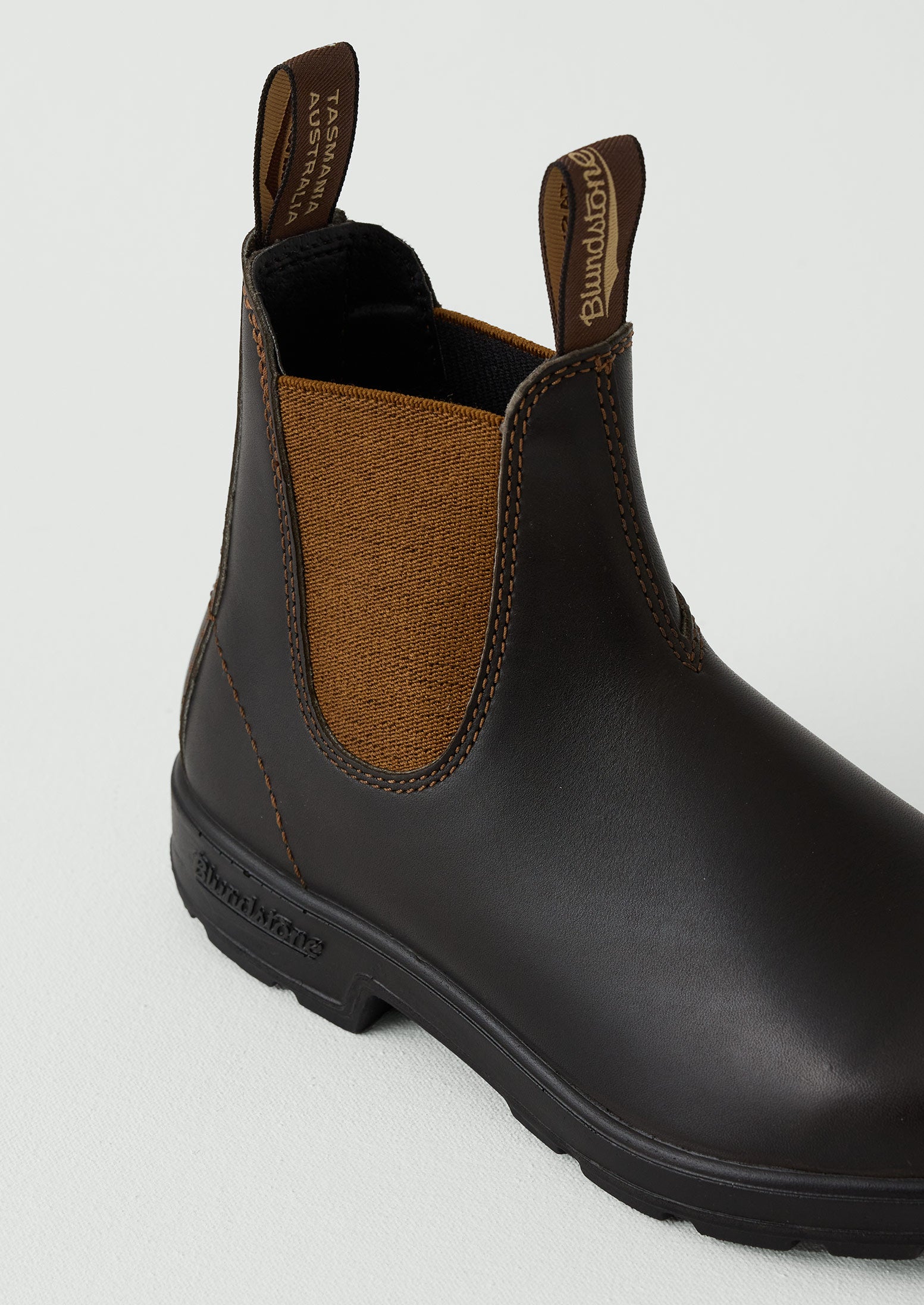 Blundstone Originals Leather Chelsea Boots | Brown/Toffee | TOAST