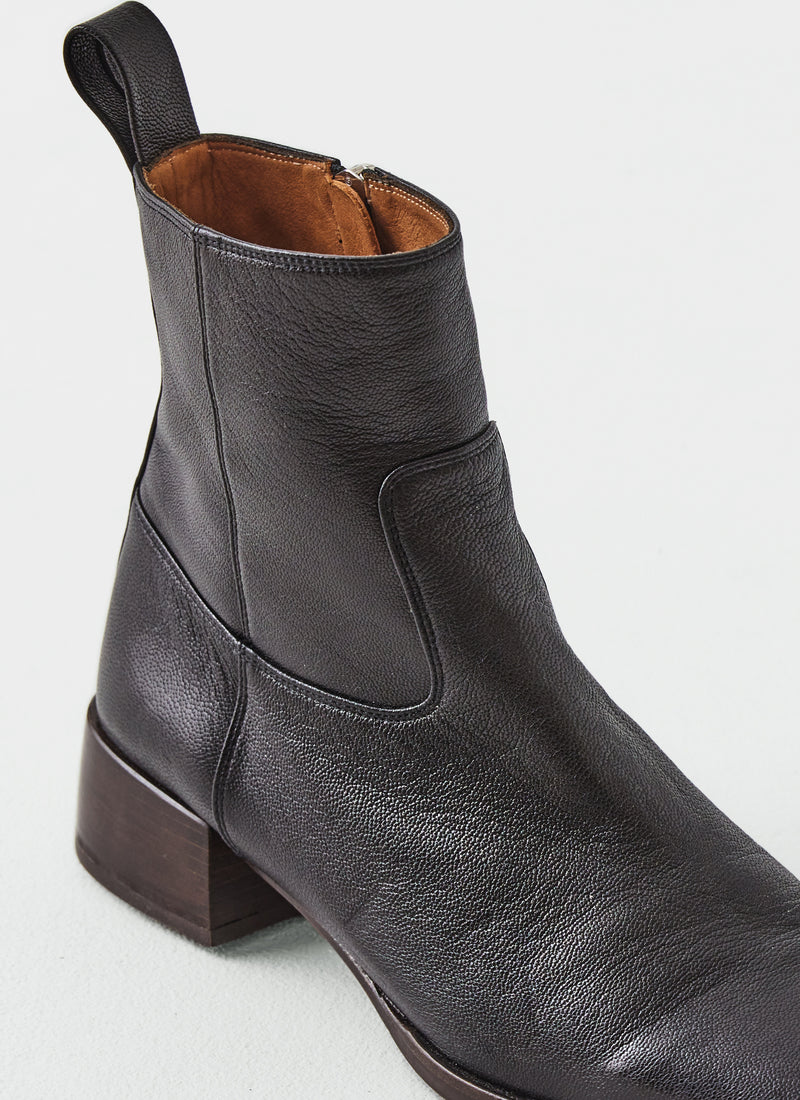 Chie Mihara Leather Zip Up Boots | Black