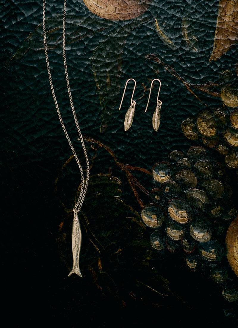 Alba Silver Fish Pendant Necklace | Silver
