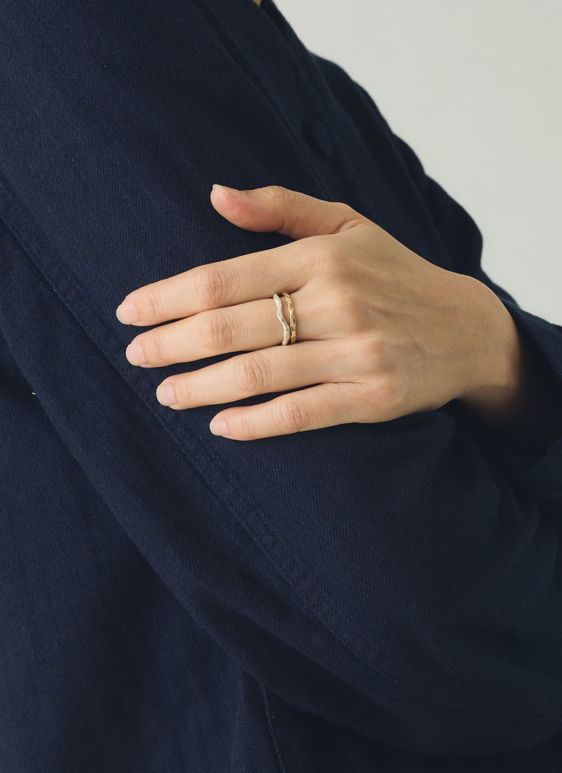 Emily Nixon Cockle 9ct Gold Ring | Gold