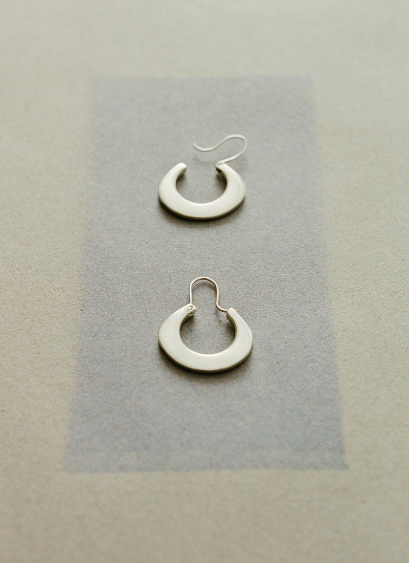 Helena Rohner Silver Shadow Hoop Earrings | Silver