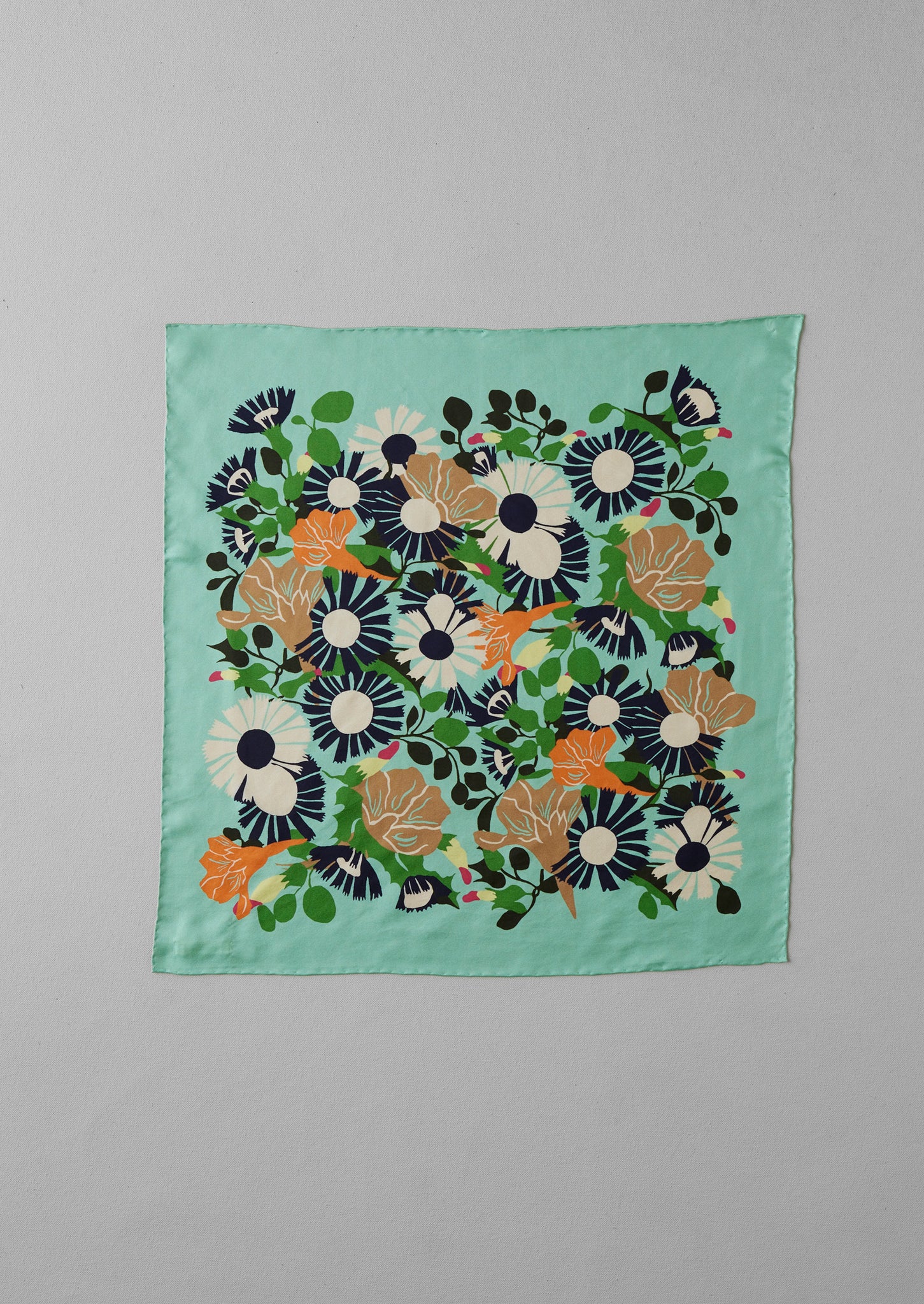 Trailing Nasturtium Print Silk Bandana | Garden Green
