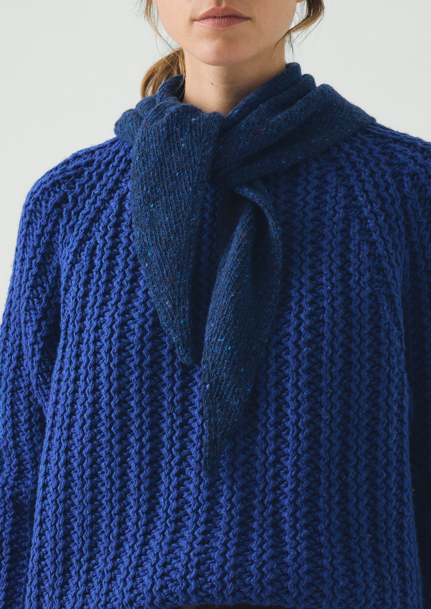 Donegal Merino Bandana | Ink Blue