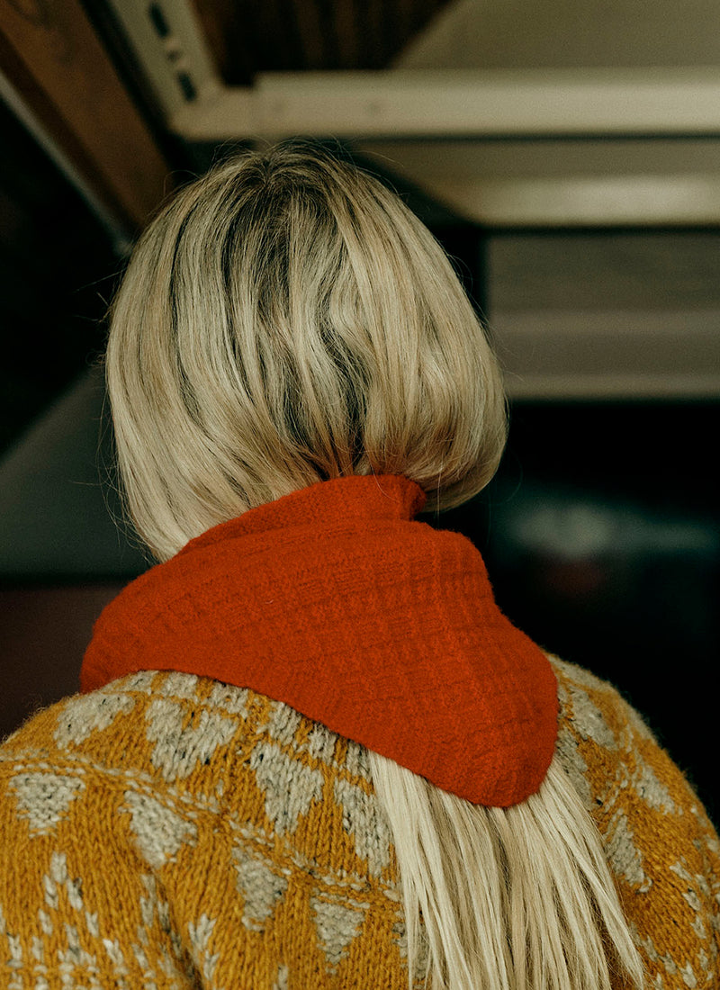 Grid Stitch Knitted Wool Bandana | Cardinal Red