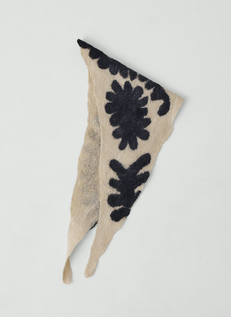 Tyg Felted Bandana | Oat/Charcoal