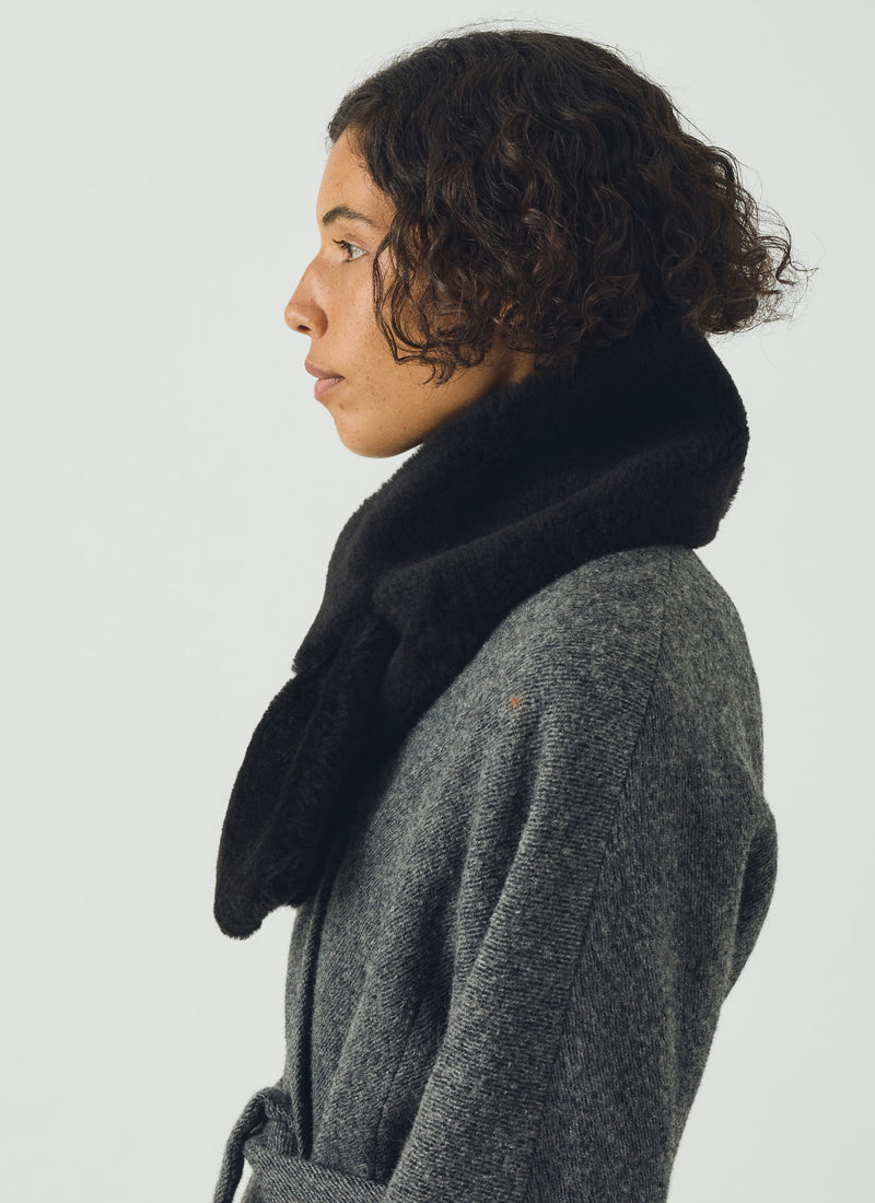 Owen Barry Sheepskin Scarf | Dark Brown