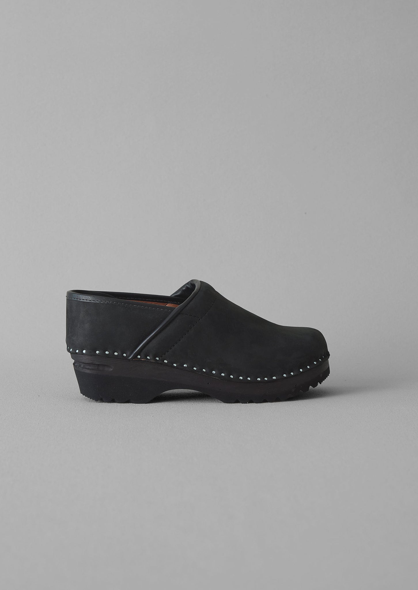 Troentorp Nubuck Closed Clogs | Black | TOAST Troentorp Nubuck Closed Clogs | Black | TOAST