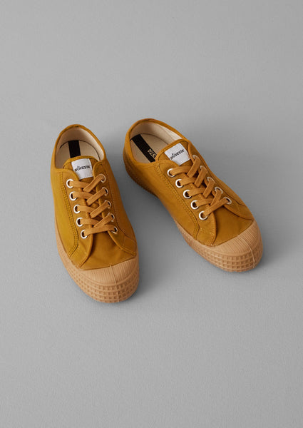 Novesta Star Master Waxed Cotton Plimsolls Cumin