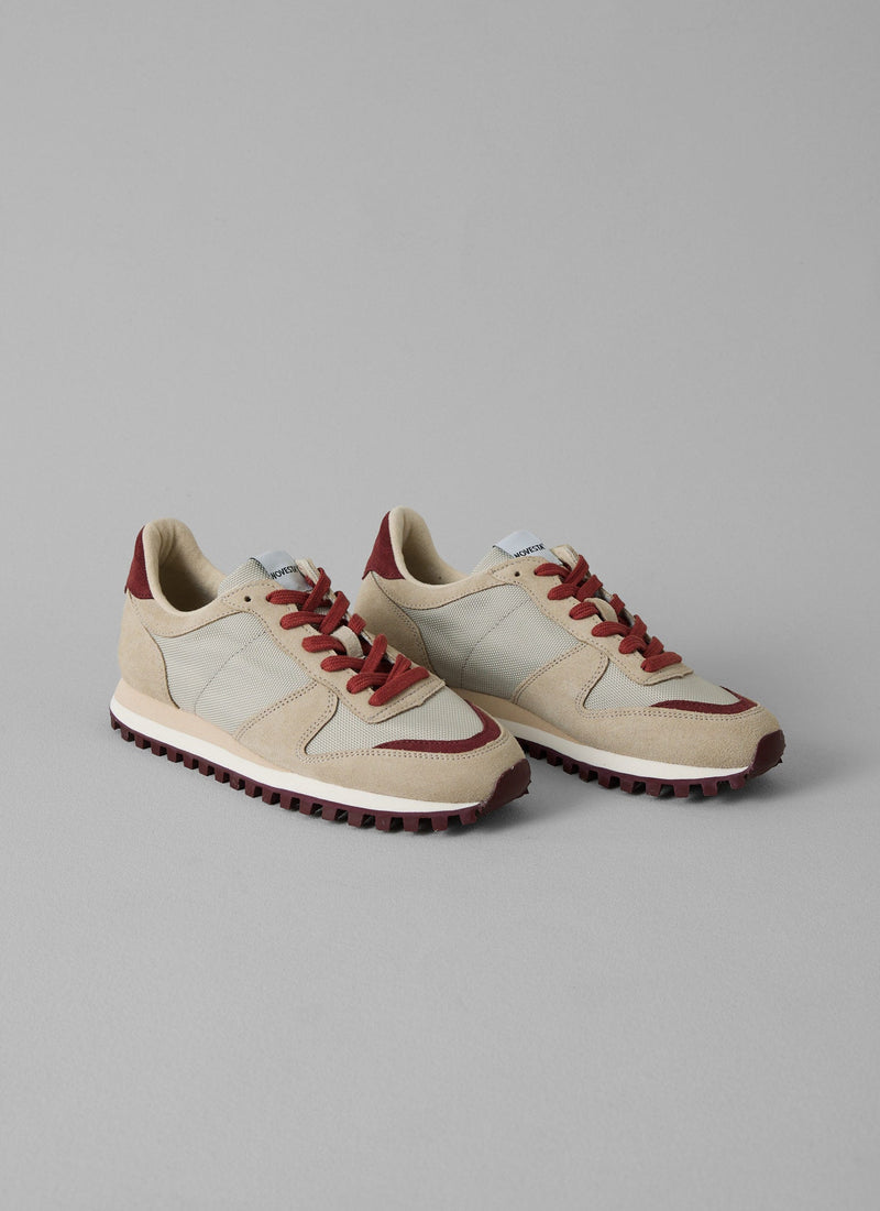 Novesta Marathon Trainers | Chalk/Brick