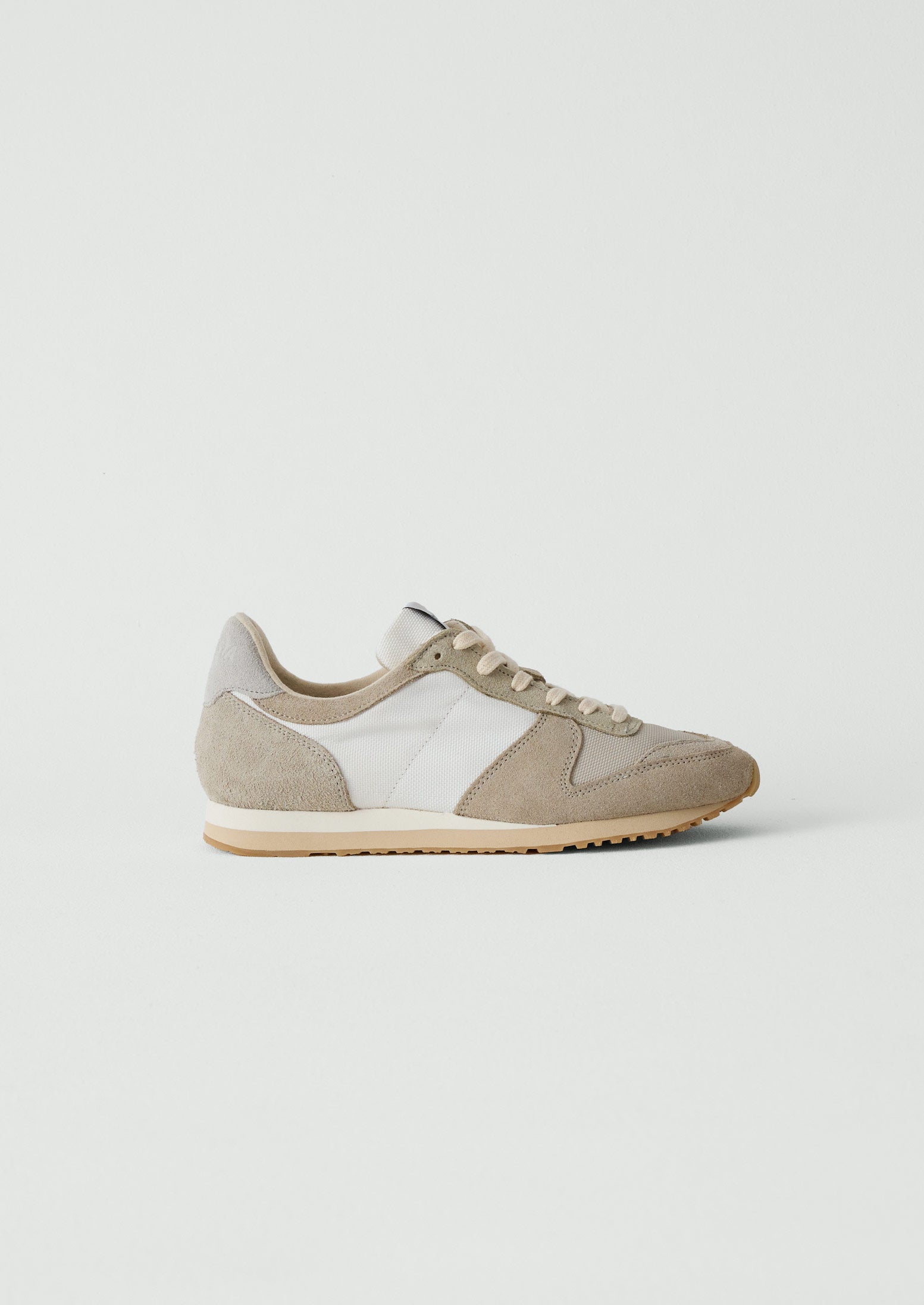 Novesta Marathon Trail Trainers | Natural | TOAST