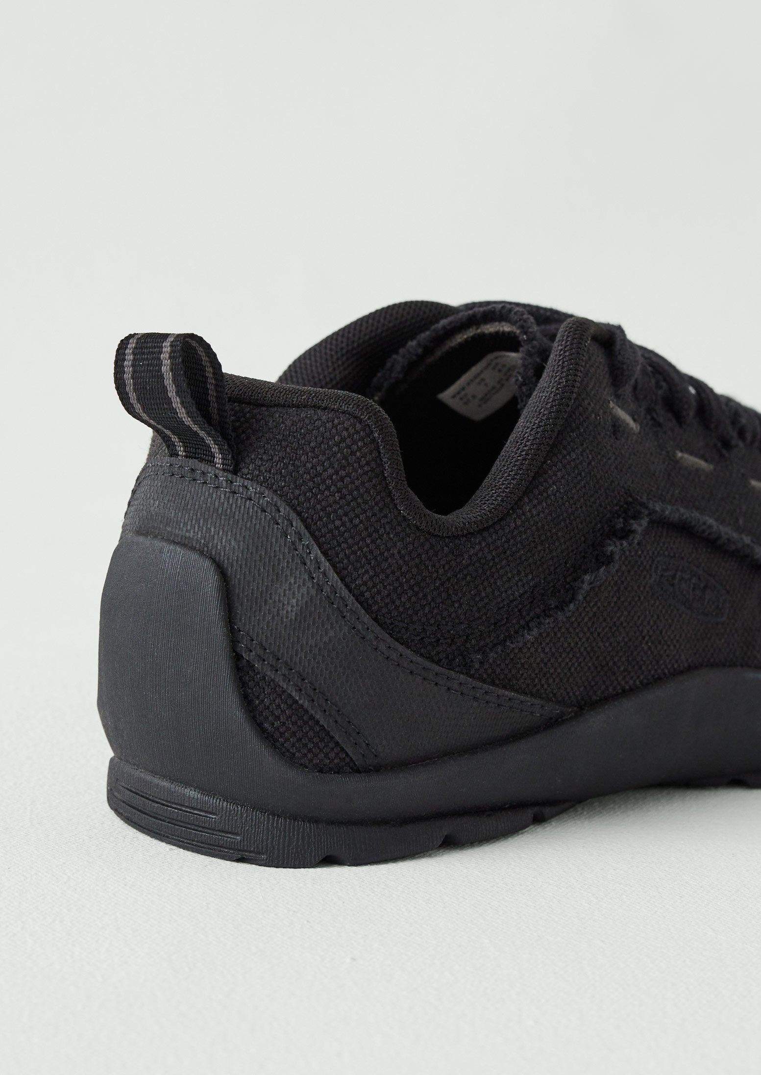 Keen Jasper Split Canvas Trainers | Black | TOAST