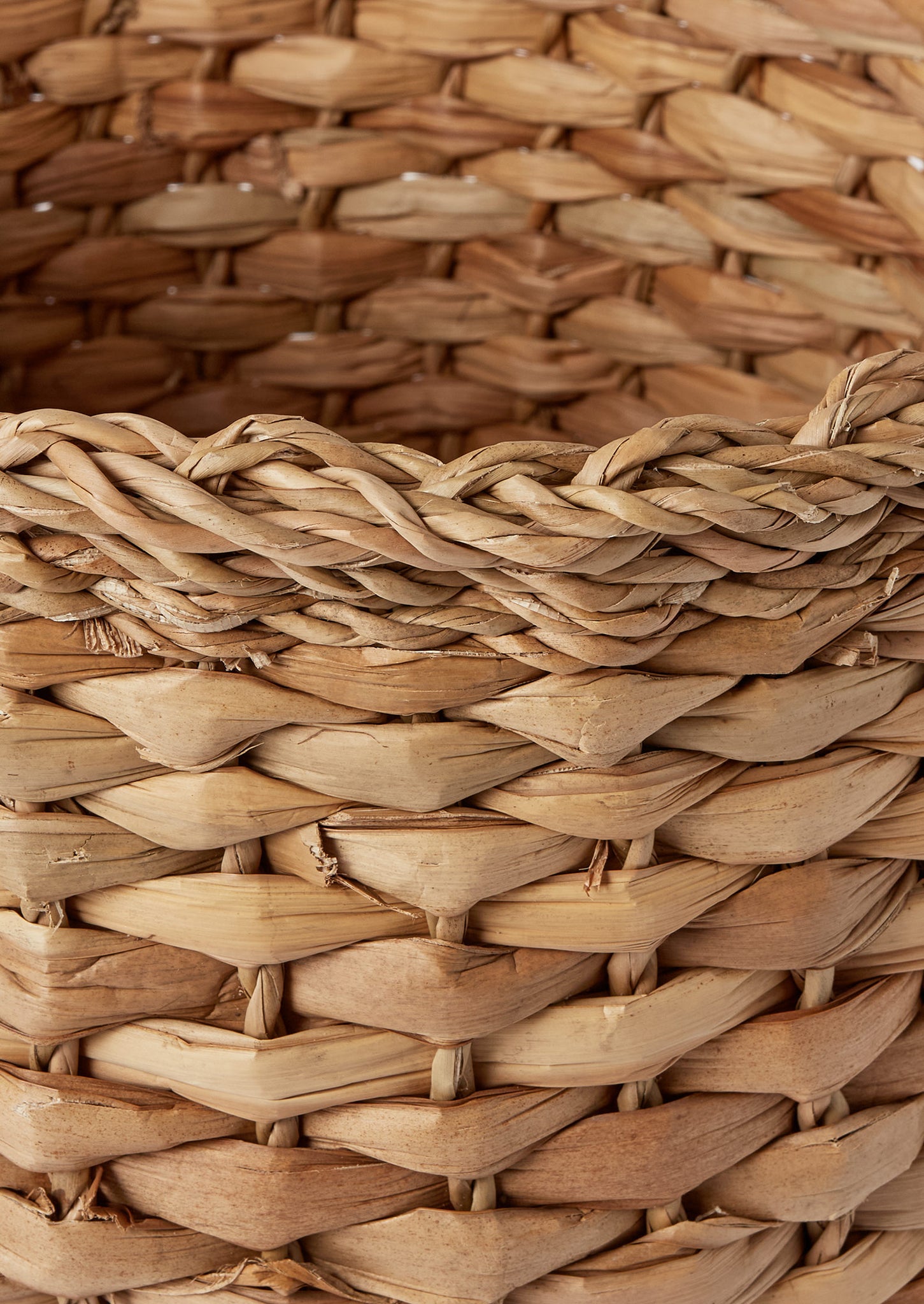 Textured Weave Hogla Picnic Basket | Natural