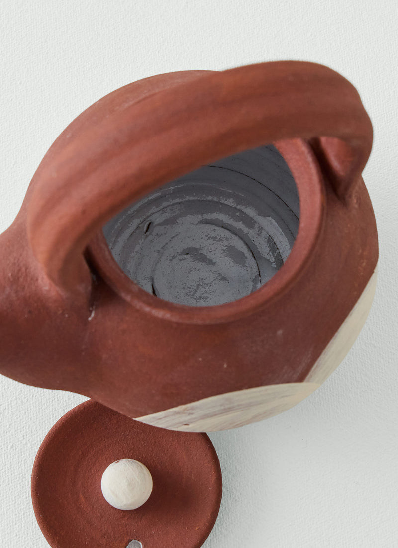 Shannon Bartlett-Smith Teapot | Iron Red/Ecru