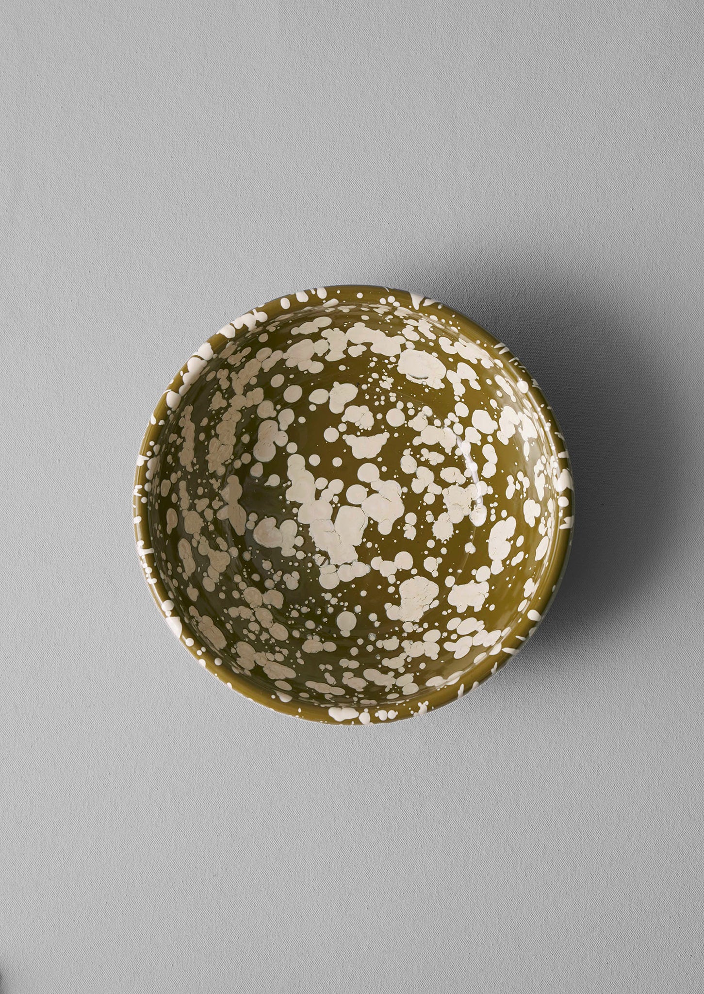 Splatter Enamel Salad Bowl | Olive/Ecru | TOAST