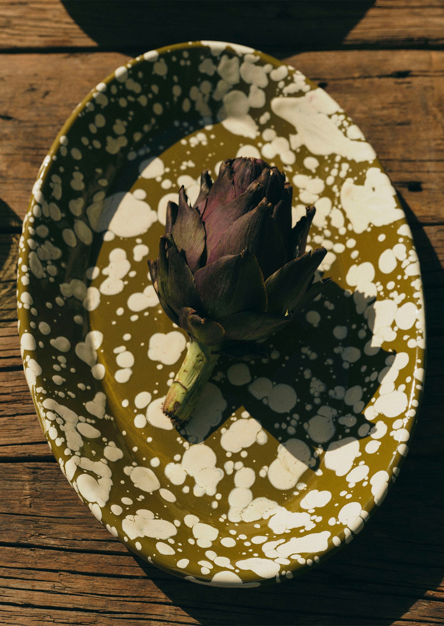 Splatter Enamel Platter | Olive/Ecru