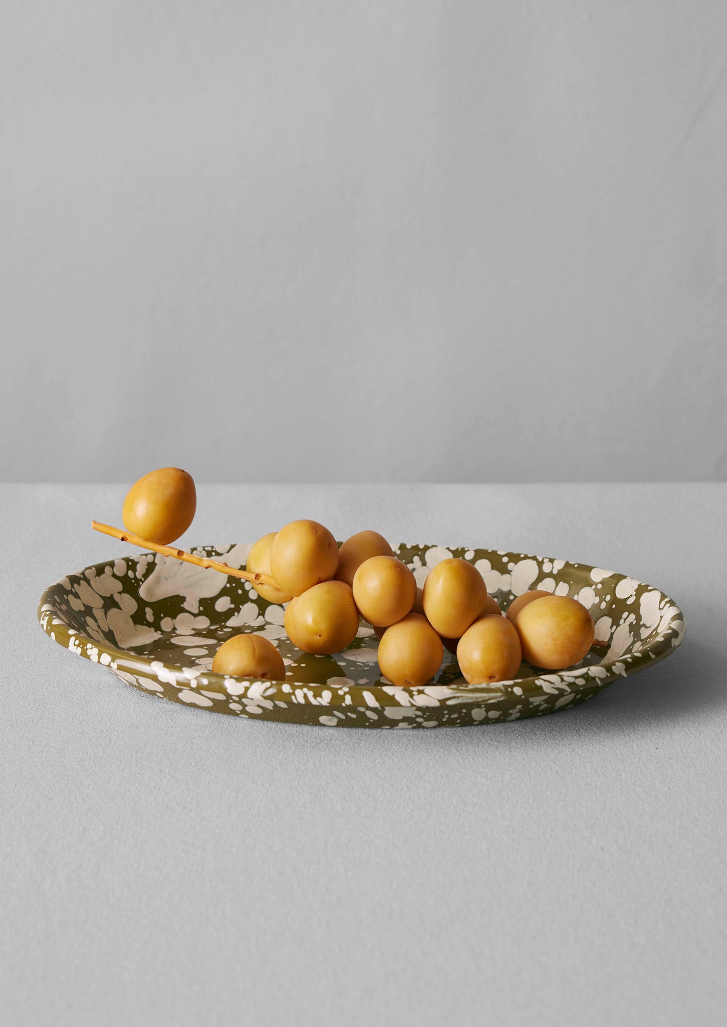 Splatter Enamel Platter | Olive/Ecru