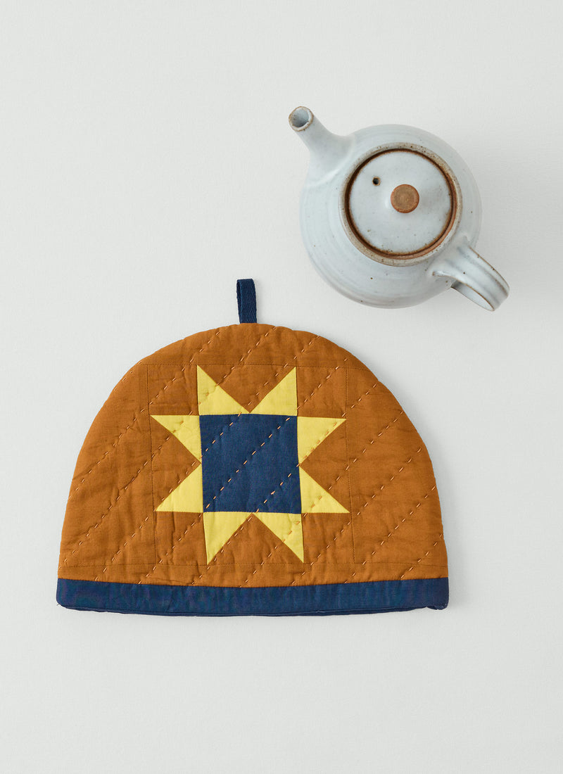 Star Patchwork Cotton Tea Cosy | Toffee/Clematis