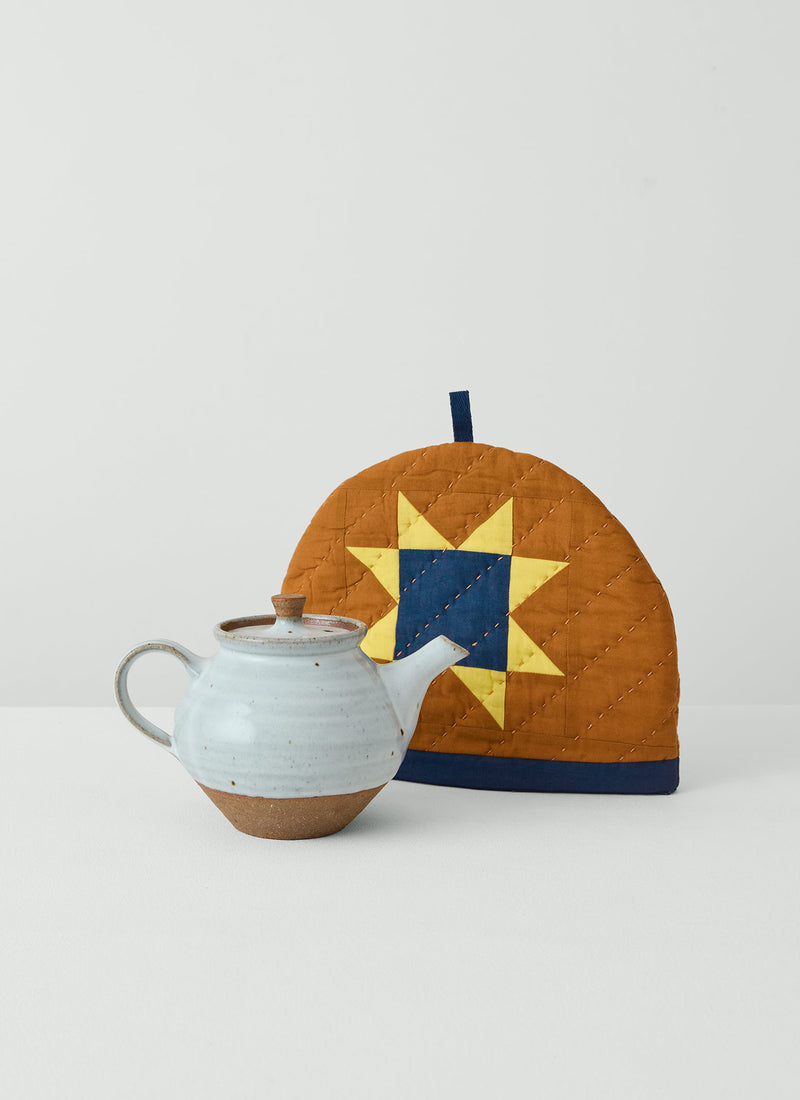 Star Patchwork Cotton Tea Cosy | Toffee/Clematis
