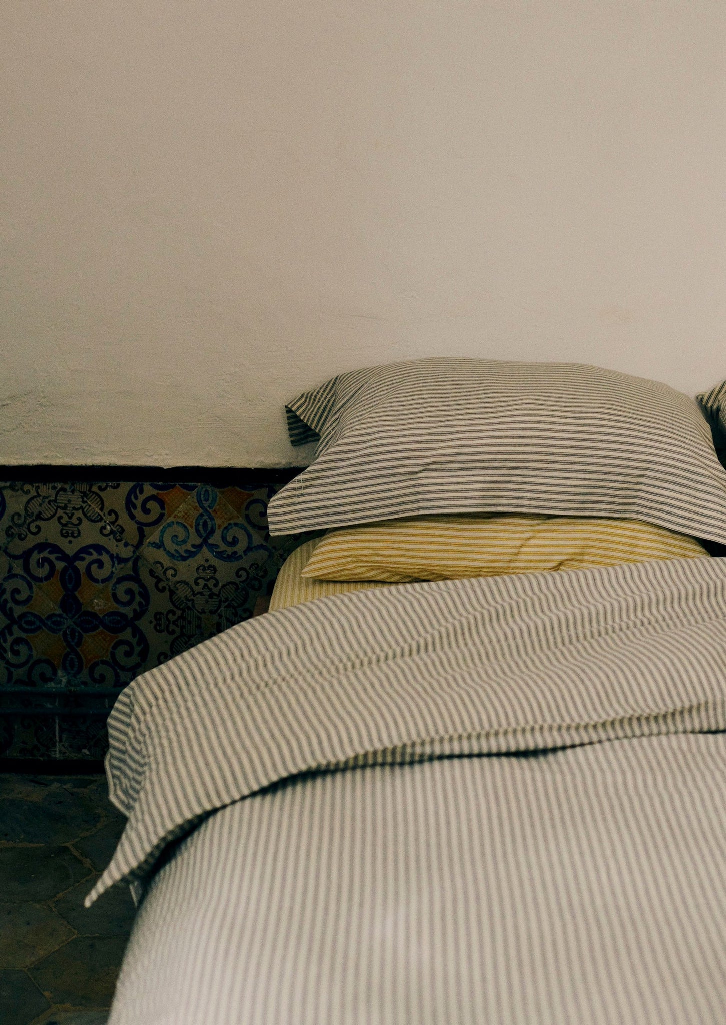 Organic Cotton Ticking Stripe Oxford Pillowcase Ecru/Graphite TOAST