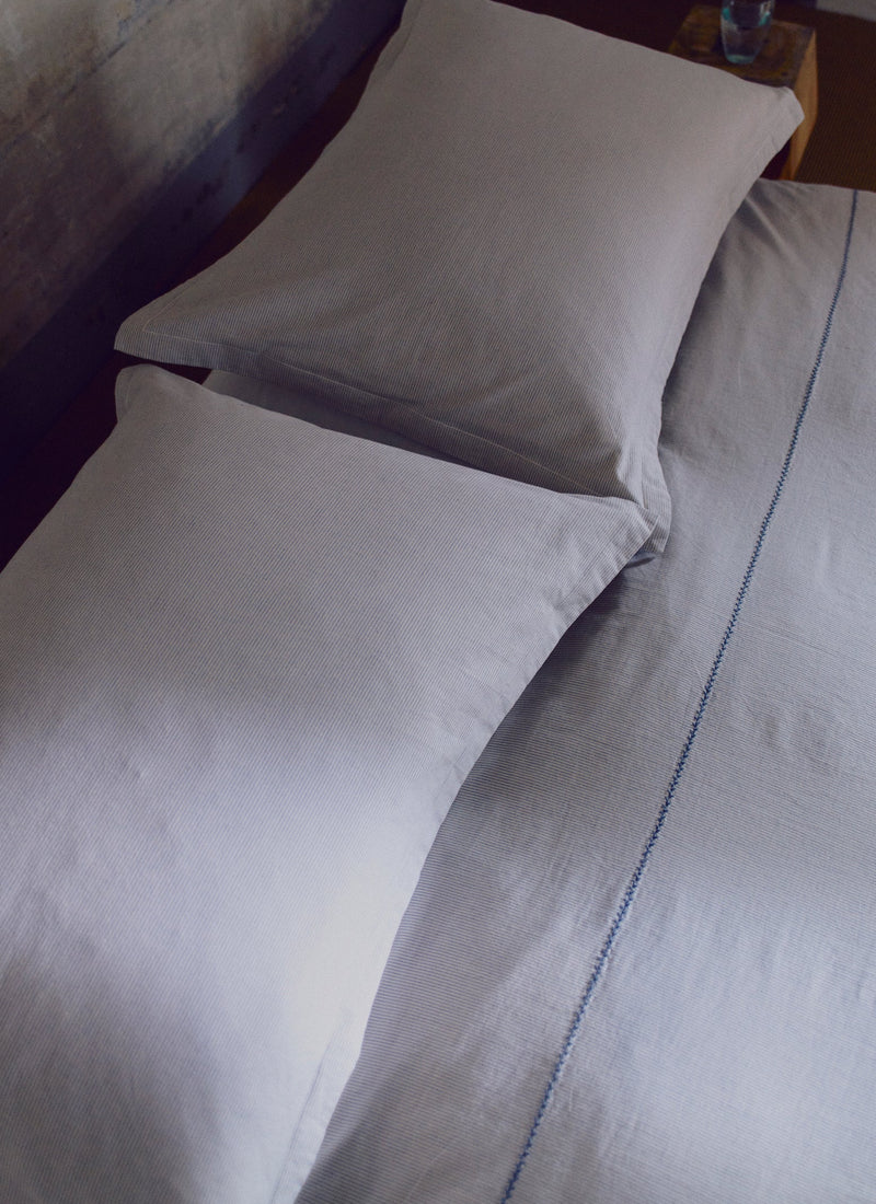 Fine Stripe Cotton Oxford Pillowcase Set | Ecru/Smoke Blue