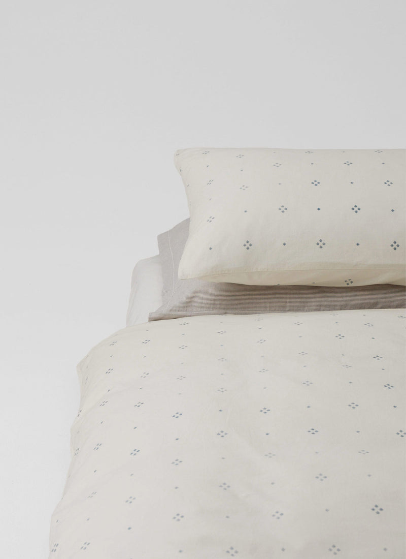 Rowan Print Cotton Poplin Duvet Cover | Ecru/Soft Blue