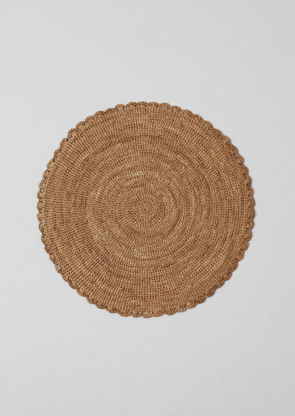 Scalloped Edge Raffia Placemat Shell