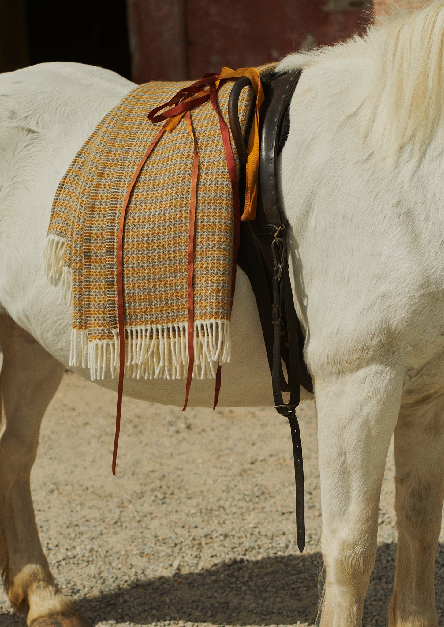 Klippan Curve Wool Blanket | Cinnamon/Mole