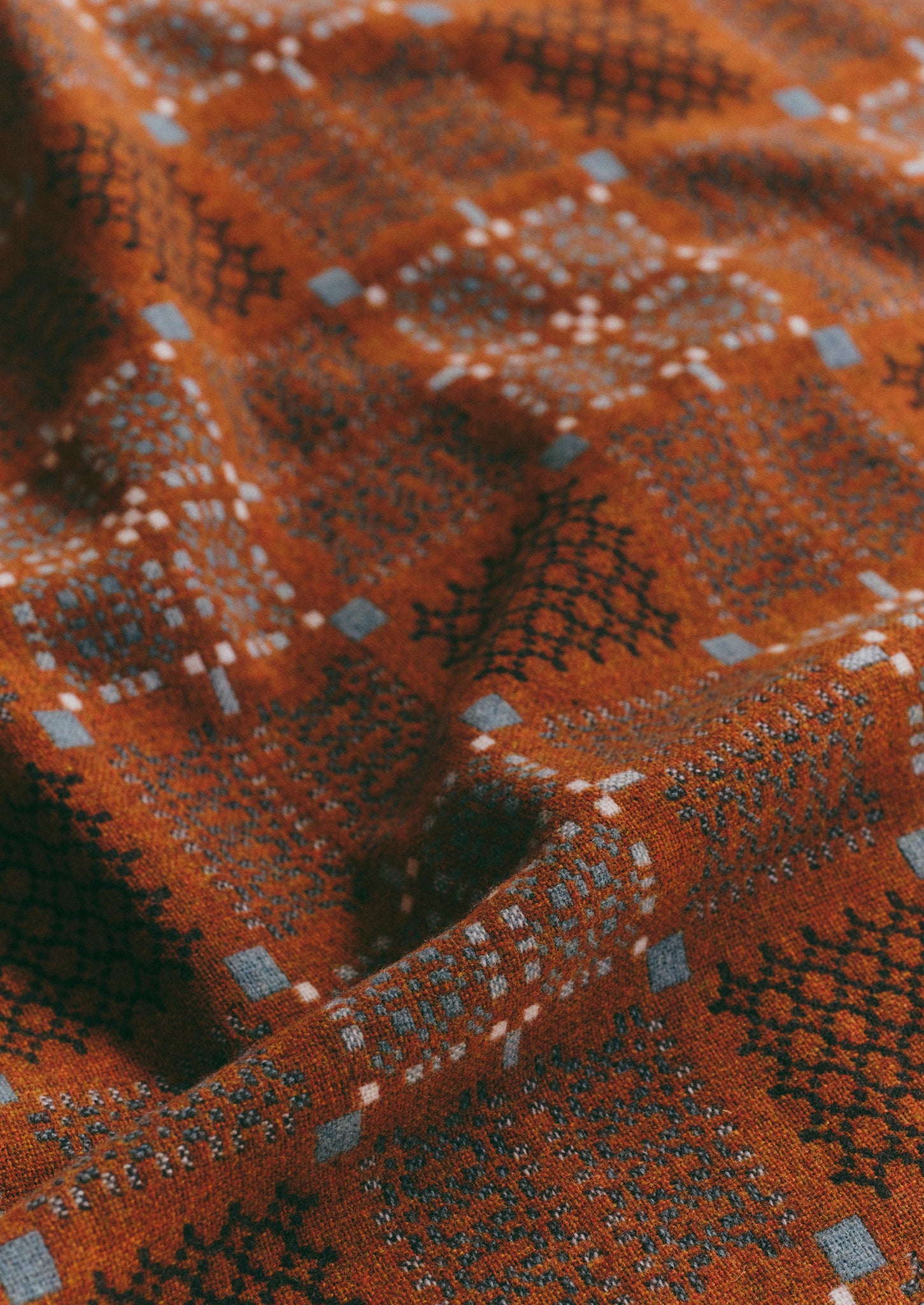 Melin Tregwynt Welsh Blanket Rust/Topaz TOAST