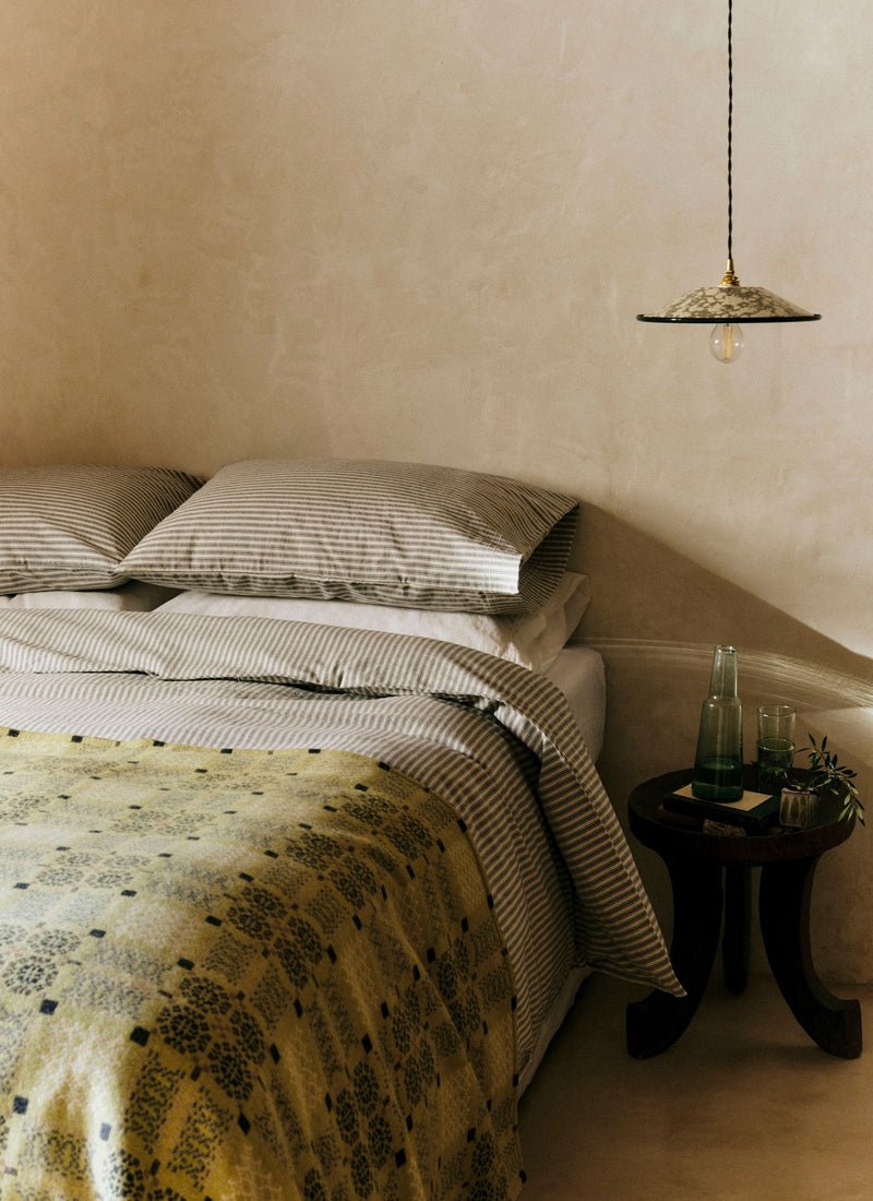 Melin Tregwynt Welsh Blanket | Catkin/Charcoal