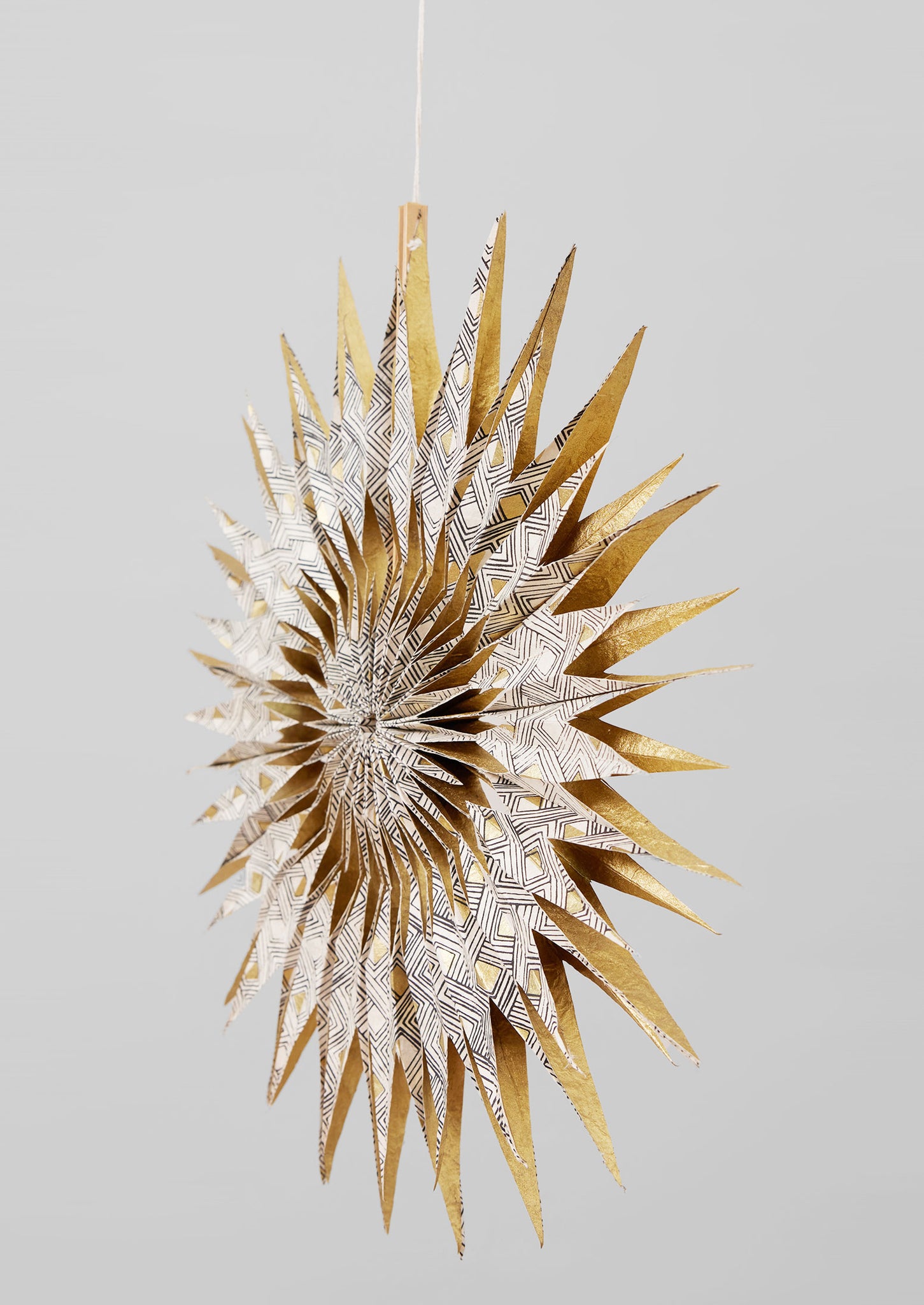 Large Hanging Lokta Paper Star | Ecru/Gold