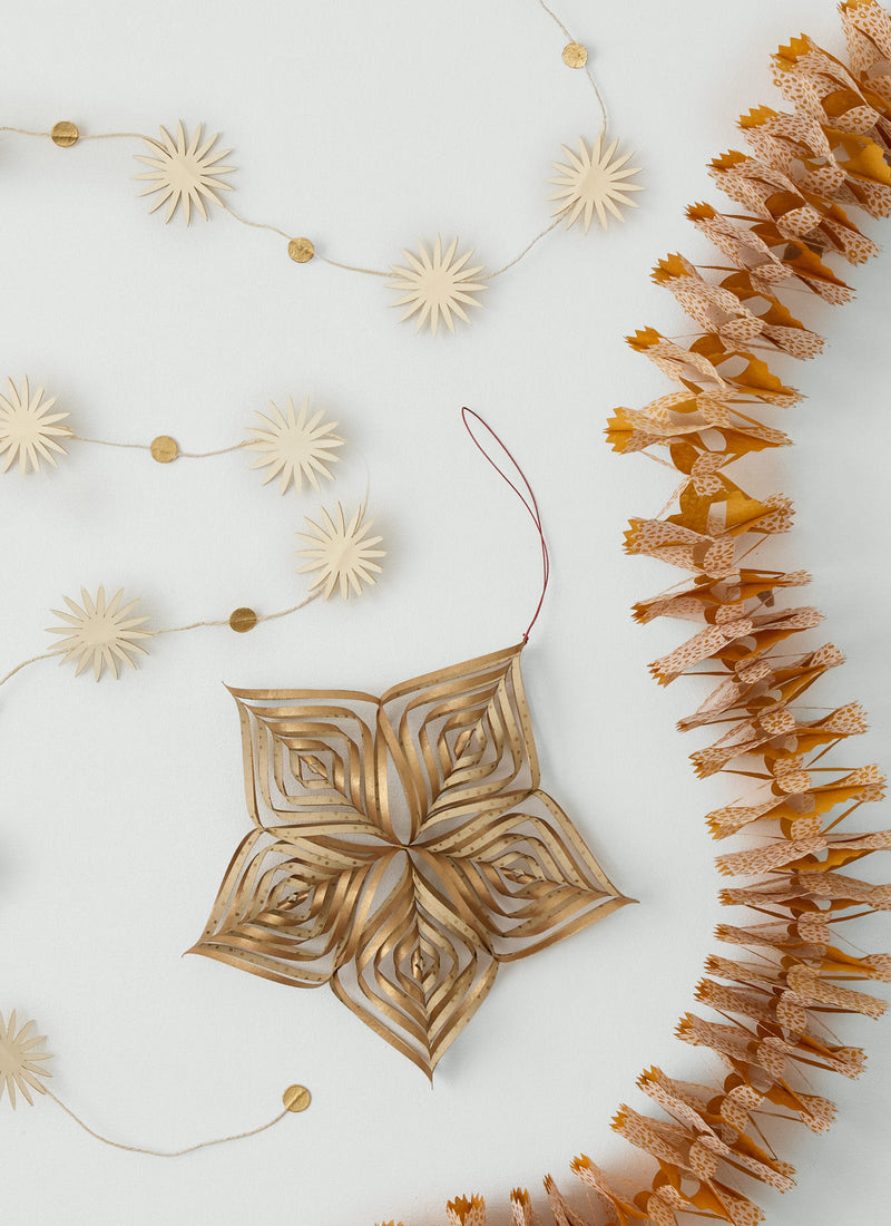 Large Hanging Paper Quill Star | Ecru/Gold