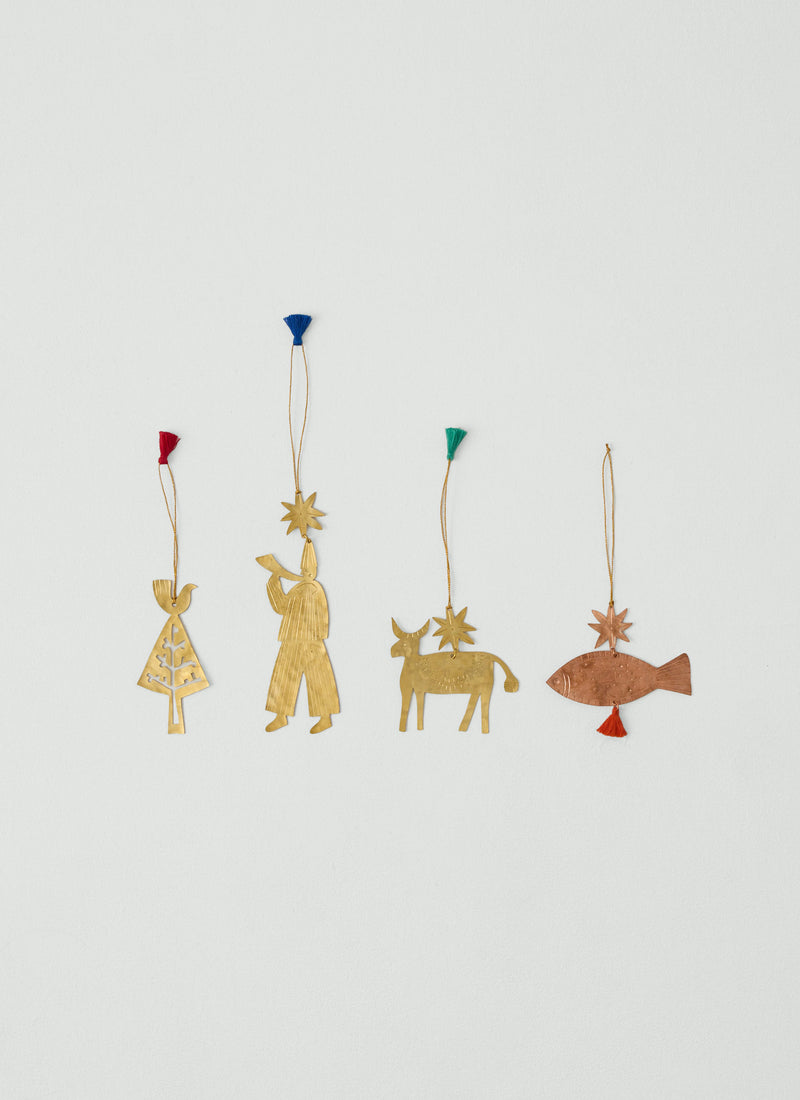 Hammered Metal Tree Decoration | Brass