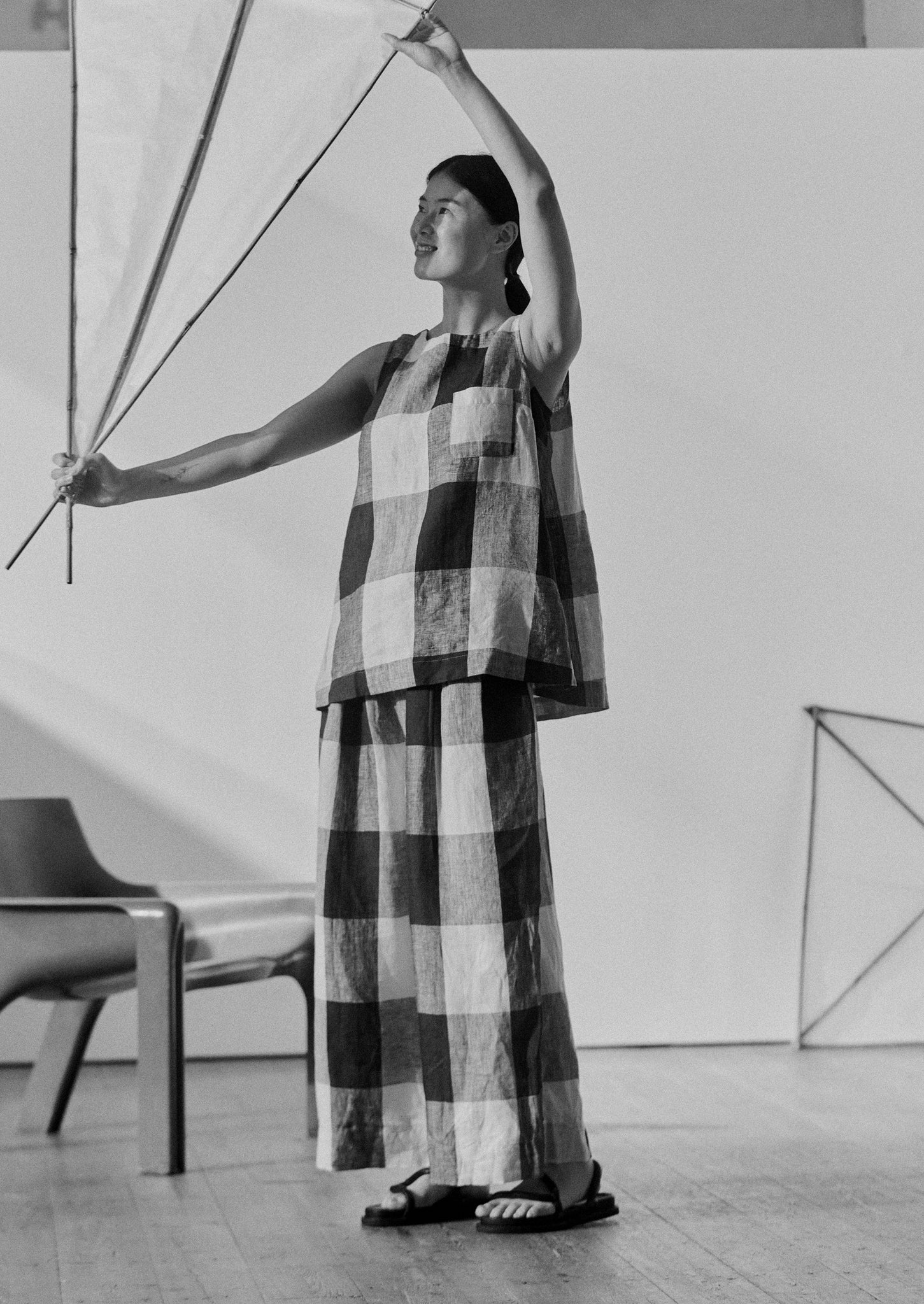 Macro Gingham Lightweight Linen Tank | Ecru/Charcoal
