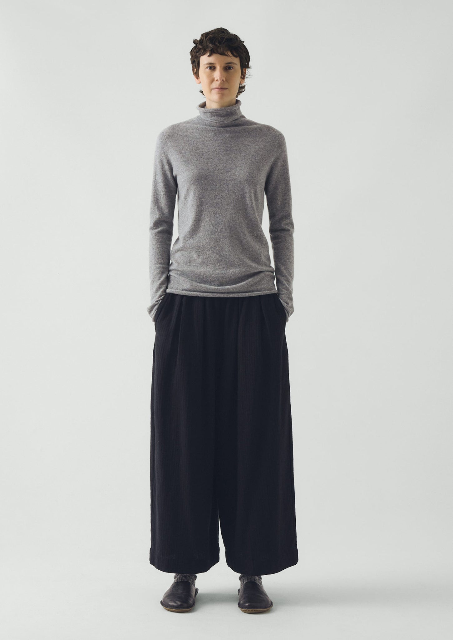 Pure Cashmere Slim High Neck Sweater | Grey Melange