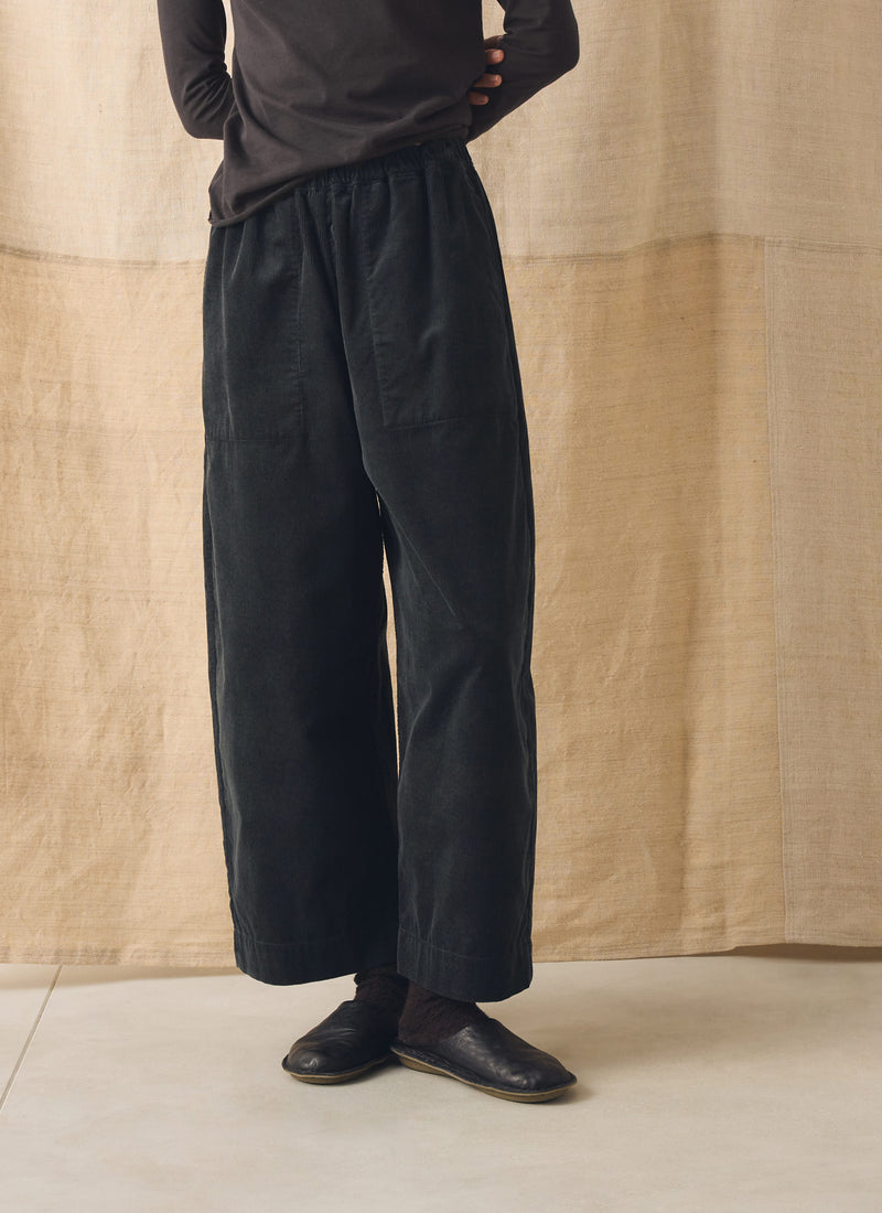 Organic Cord Barrel Leg Trousers | Charcoal