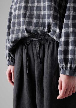 Garment Dyed Drawstring Shorts | Black Pepper