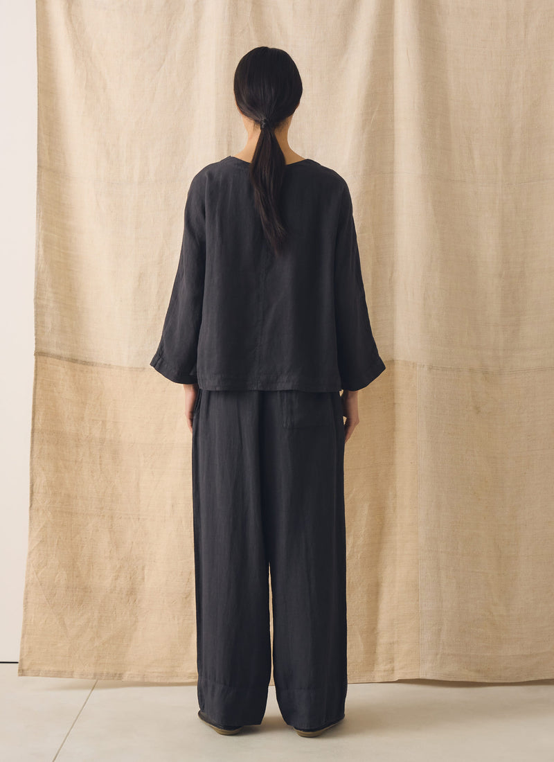 Garment Dyed Linen Wide Leg Trousers | Black Pepper