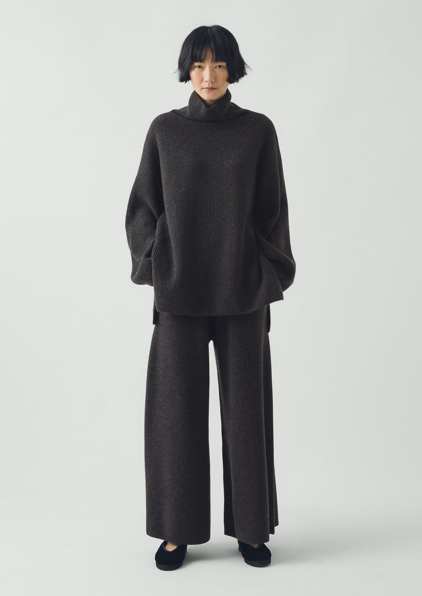 Wool Cashmere Knitted Trousers | Charcoal