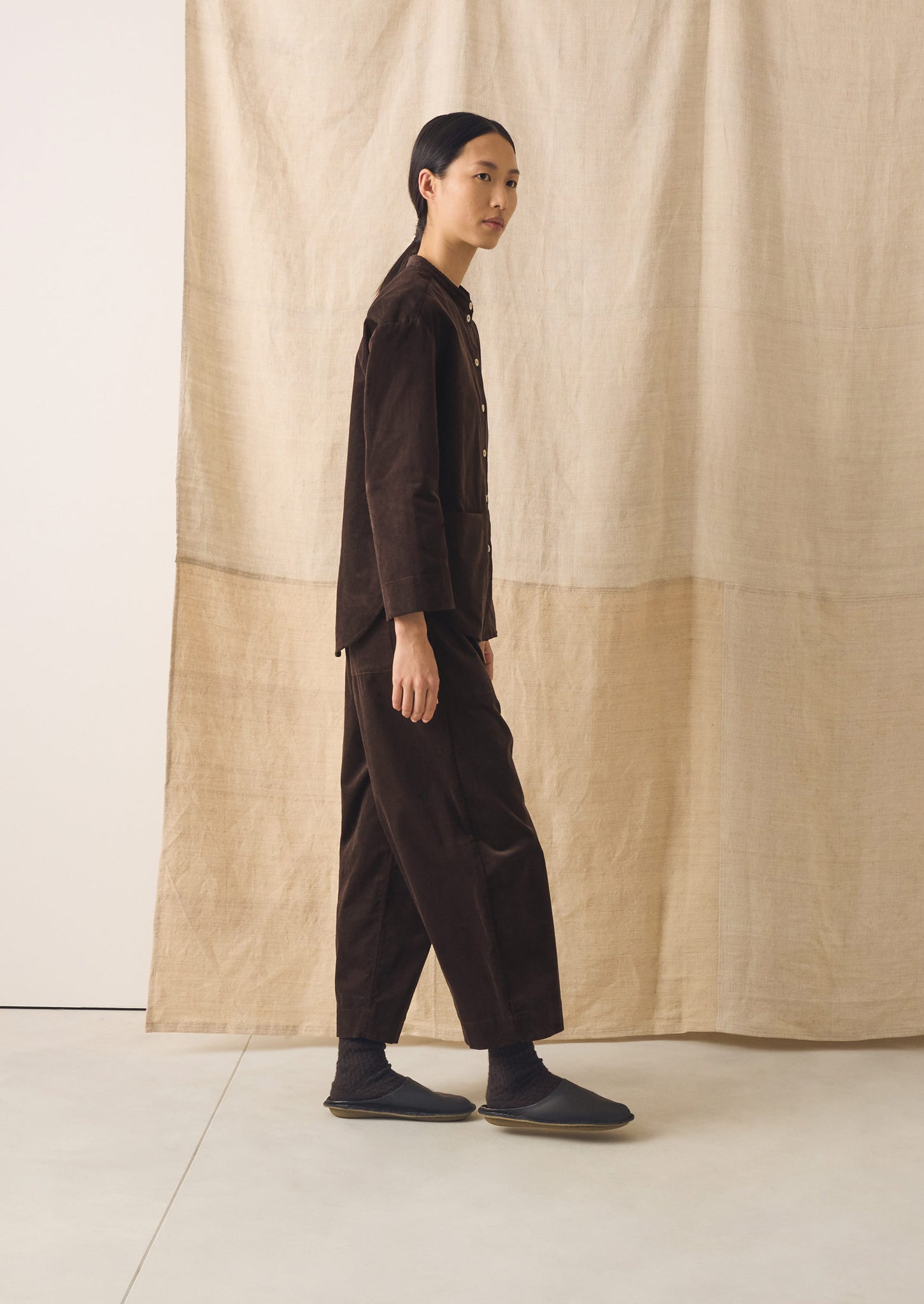 Organic Cord Barrel Leg Trousers | Bitter Chocolate