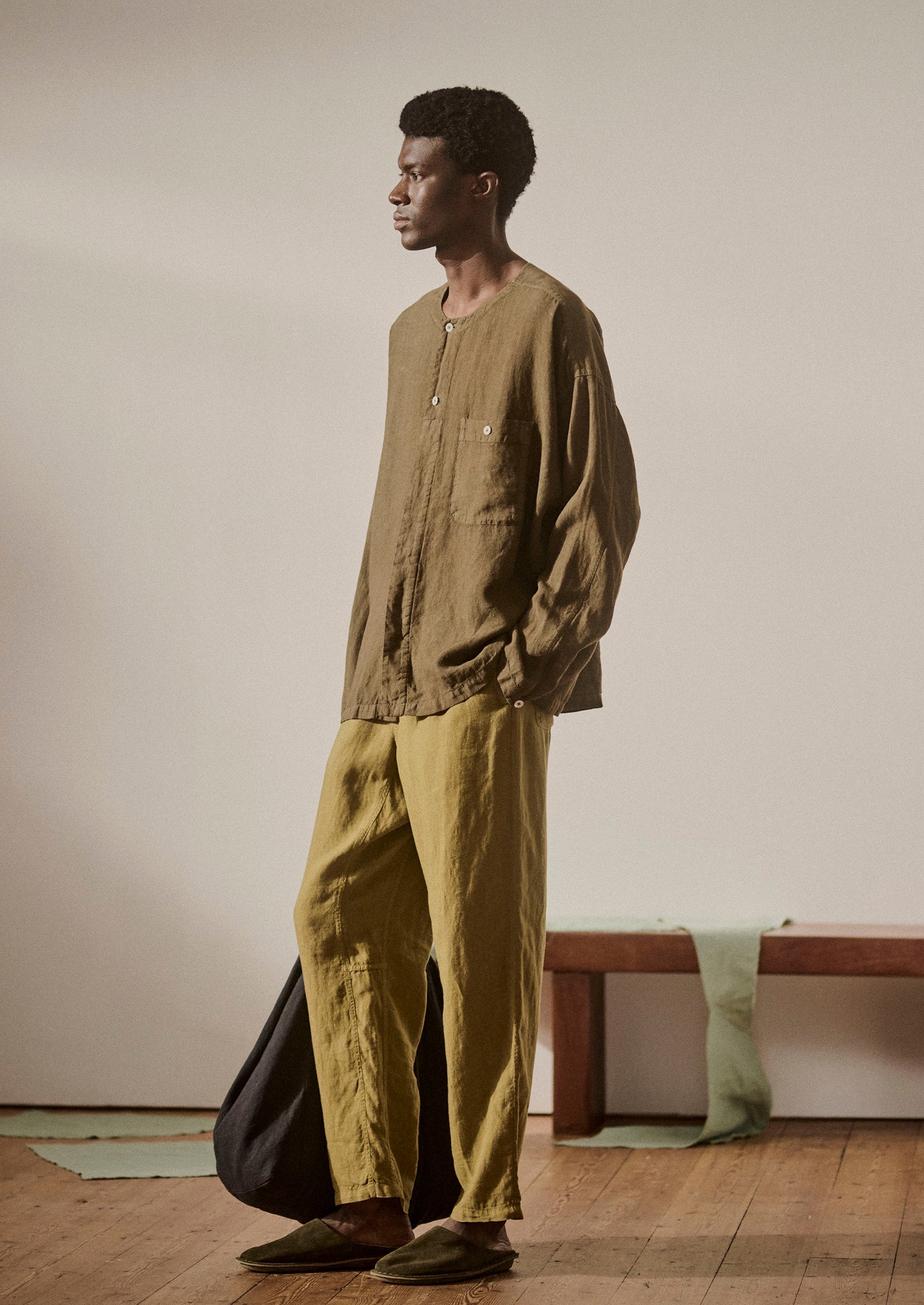 Garment Dyed Linen Collarless Shirt | Pear