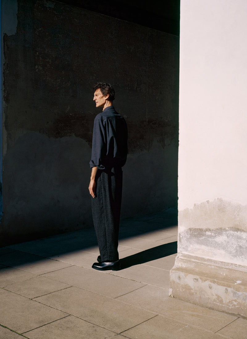 Wool Broken Herringbone Pleat Trousers | Charcoal Mouline